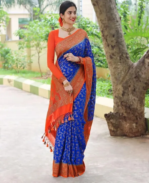 Blue_Woven_Kanjivaram__Silk_Saree_With__unstiched_Blouse_For_Women